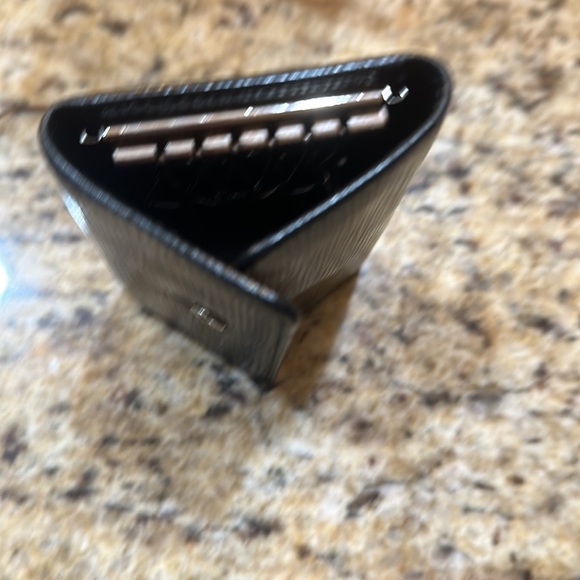 Louis Vuitton Keyholder - Picture 5 of 12